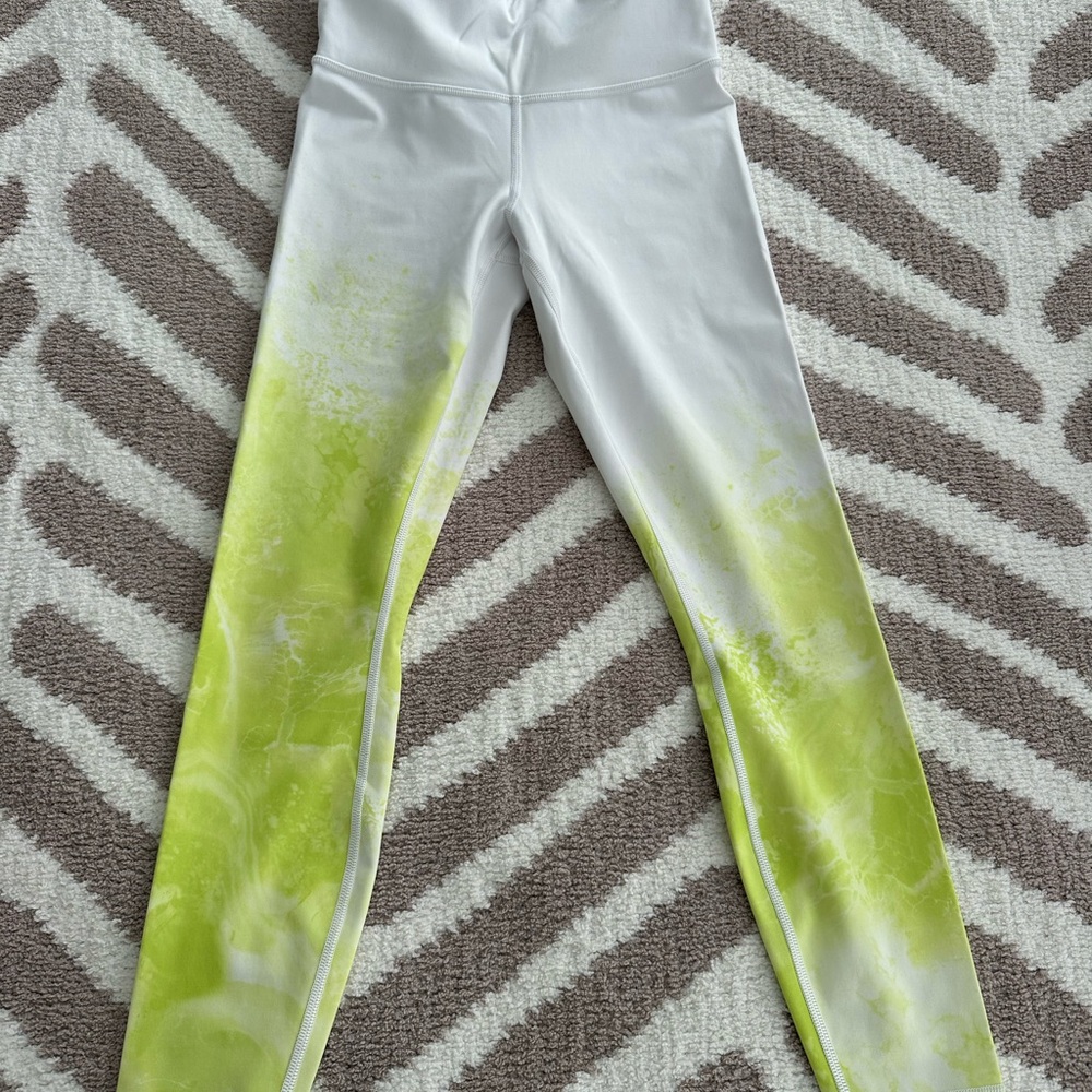 Woman’s White and Lime Gradient Leggings